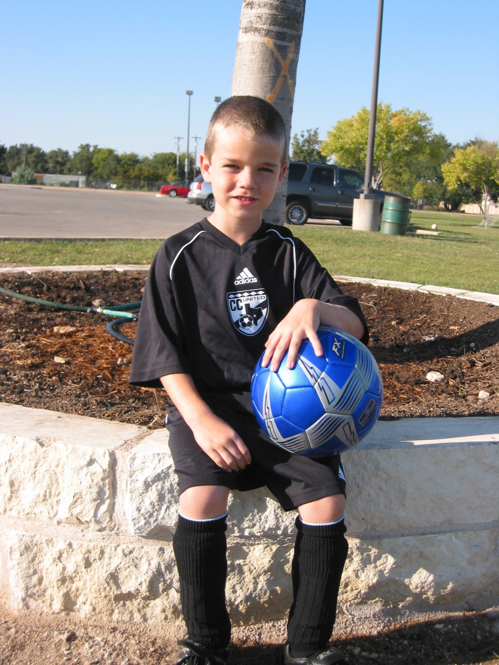 2005/10 October/Soccer Pics/1024x768_IMG_2384.JPG